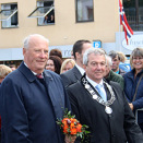 8. oktober: Kong Harald besøker Notodden i anledning byens 100-årsjubileum (Foto: Elin Velta Svartdal)